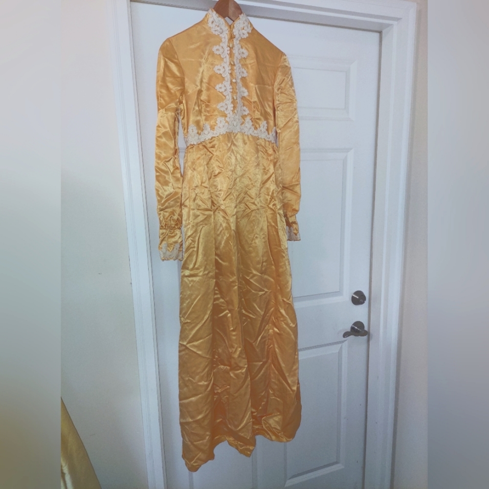 *VINTAGE* 1970s Bridesmaid Dress,  hand-sewn, yellow-gold satin with lace trim